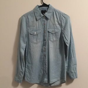 Rue 21 light denim button down